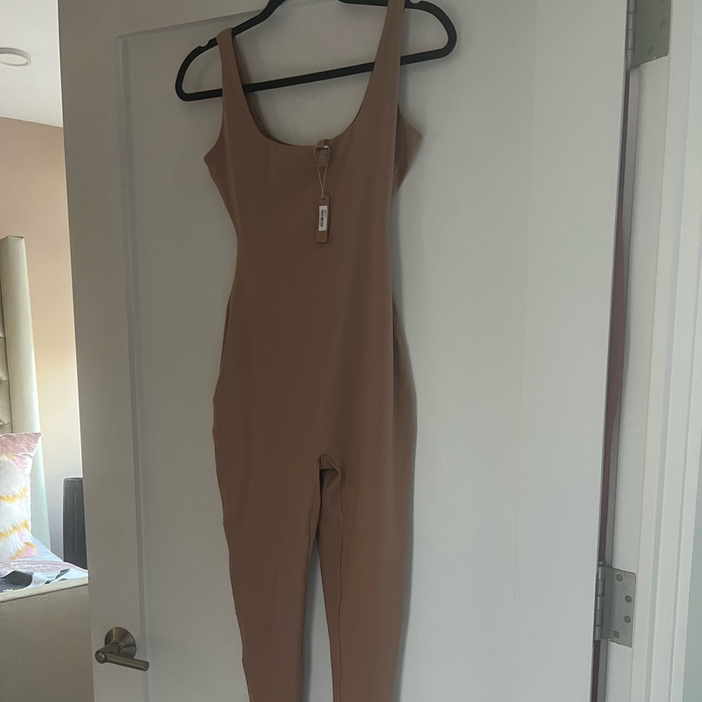 SKIMS Bodysuit